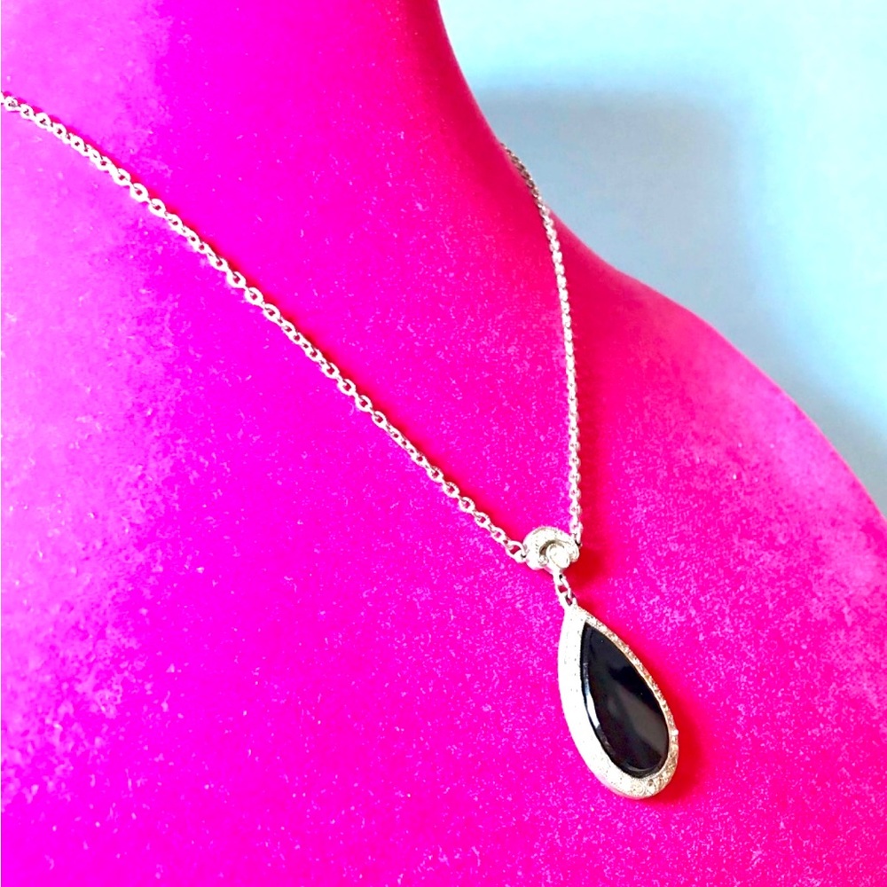 Vintage Onyx Teardrop Necklace
